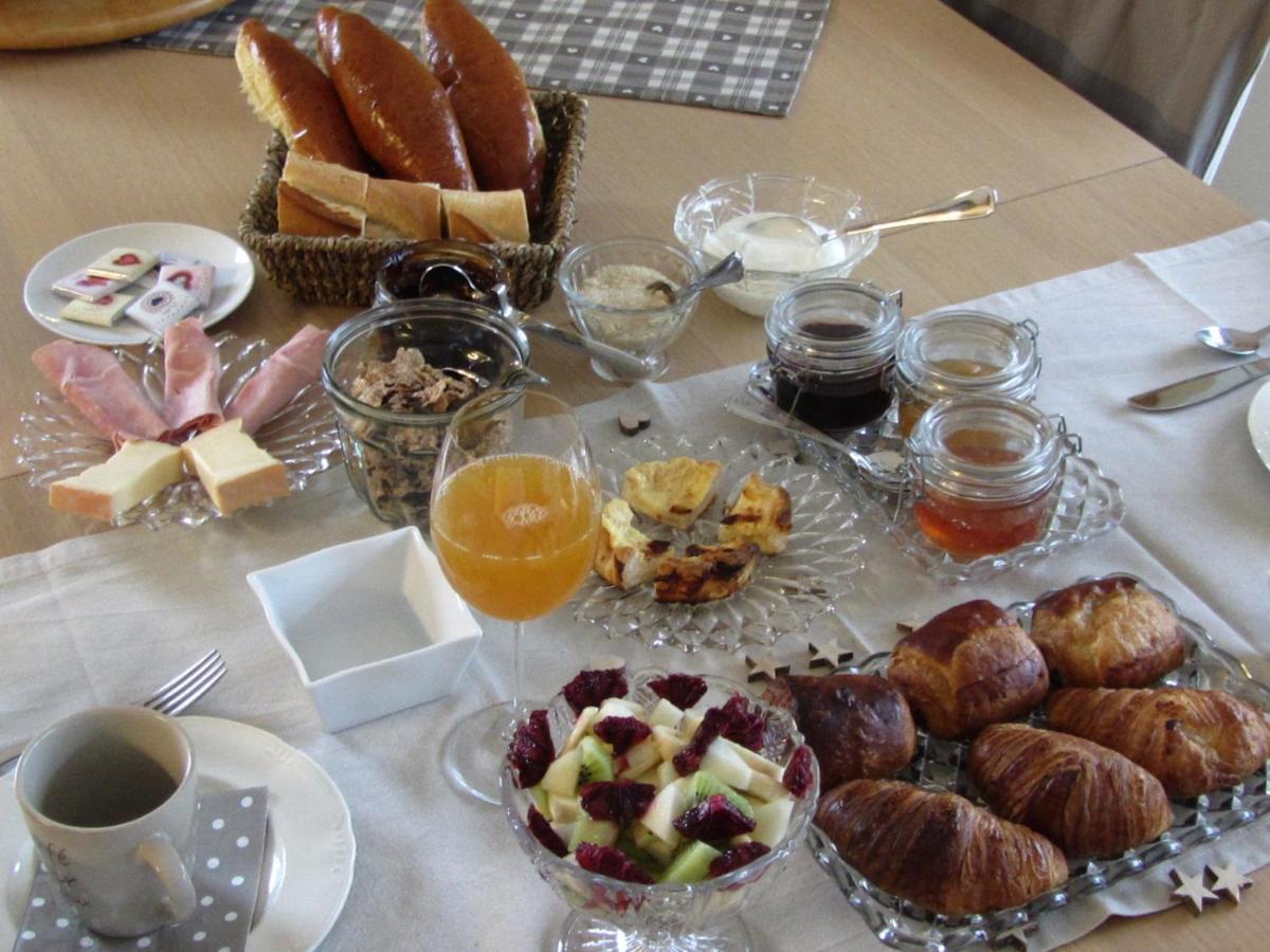 ボーレン Reve Gourmand Bed & Breakfast エクステリア 写真